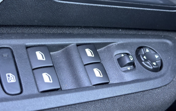 citroen-c4-bluehdi-110ch-s-s-live - 850054713