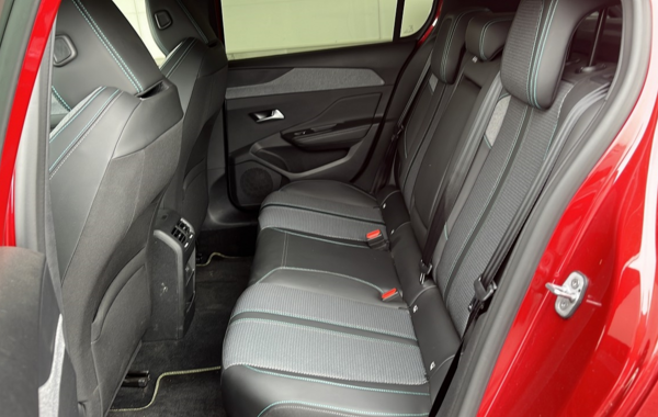 peugeot-308-1-2-puretech-130ch-s-s-allure-pack-eat8 - 850614713