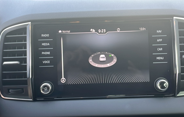 skoda-karoq-2-0-tdi-116ch-scr-style-dsg7 - 851034713