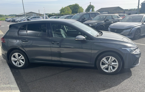 volkswagen-golf-viii-2-0-tdi-scr-150ch-life-1st-dsg7 - 851304713