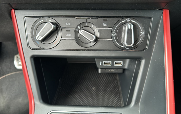 volkswagen-polo-1-0-tsi-95ch-connect-euro6d-t - 851394713