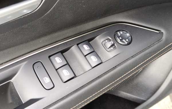 peugeot-3008-1-5-bluehdi-130ch-s-s-gt-line - 851654713