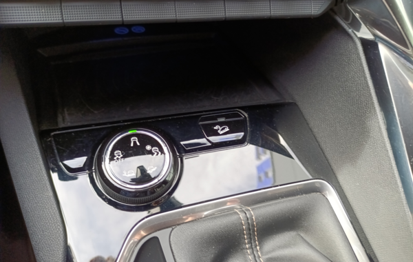 peugeot-3008-1-5-bluehdi-130ch-s-s-gt-line - 851654713