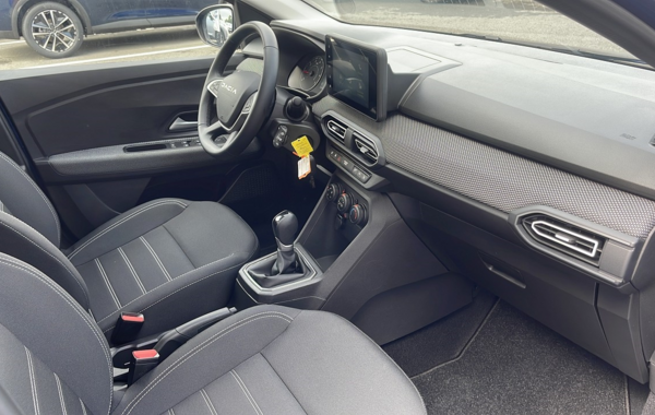 dacia-sandero-1-0-tce-90ch-expression-cvt-24 - 852834713