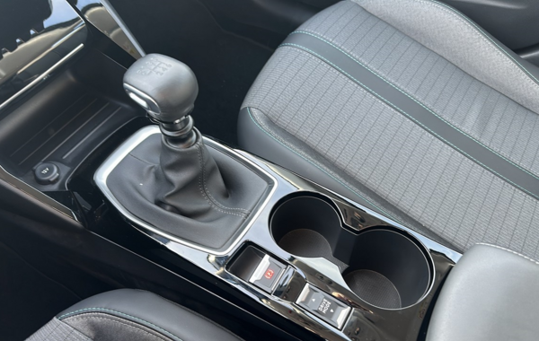 peugeot-208-1-2-puretech-100ch-s-s-allure-118g - 853274713