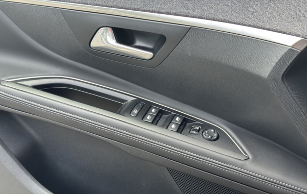 peugeot-5008-1-5-bluehdi-130ch-e6-c-allure-business-s-s-eat8 - 853534713