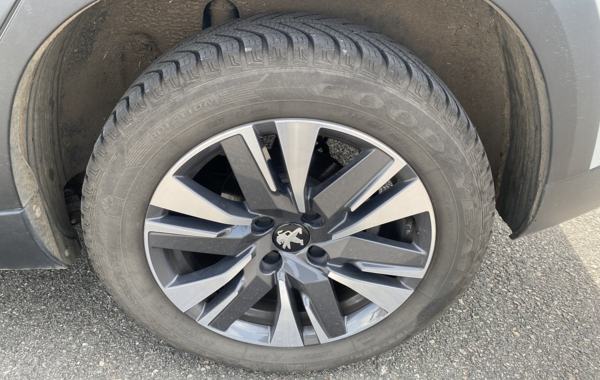 peugeot-2008-1-2-puretech-110ch-allure-s-s - 854524713