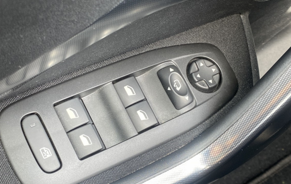 peugeot-2008-1-2-puretech-110ch-allure-s-s - 854524713