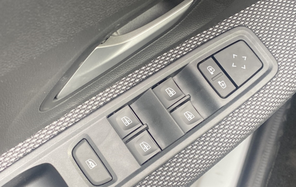 dacia-sandero-1-0-tce-90ch-stepway-expression-cvt-24 - 855854713