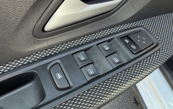 dacia-sandero-1-0-tce-90ch-stepway-expression-cvt-24 - 855984713