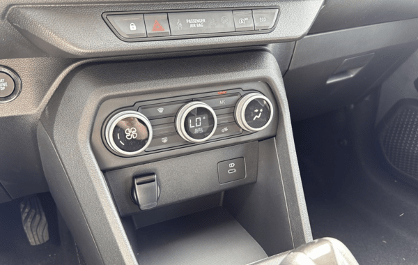 dacia-sandero-1-0-tce-90ch-stepway-expression-cvt-24 - 856634713