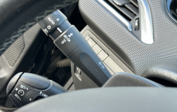 peugeot-2008-1-5-bluehdi-100ch-e6-c-allure-business-s-s-bvm5 - 856924713