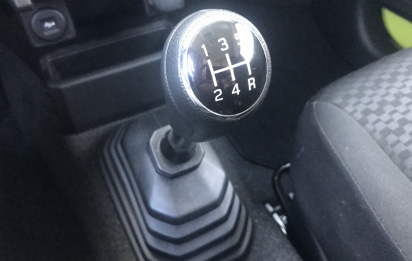 suzuki-jimny-1-5-vvt-privilege - 857014713