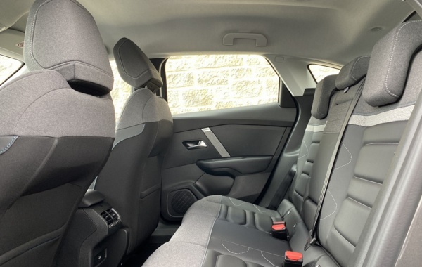 citroen-c4-1-5-bluehdi-130ch-s-s-max-automatique - 857114713