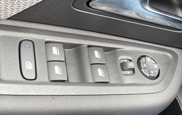 citroen-c4-1-5-bluehdi-130ch-s-s-max-automatique - 857114713