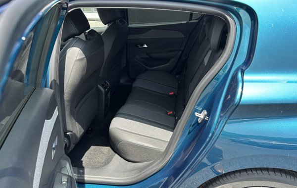 peugeot-308-1-5-bluehdi-130ch-s-s-allure-eat8 - 858424713
