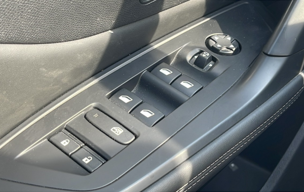 peugeot-308-sw-1-5-bluehdi-130ch-s-s-allure-eat8 - 859944713