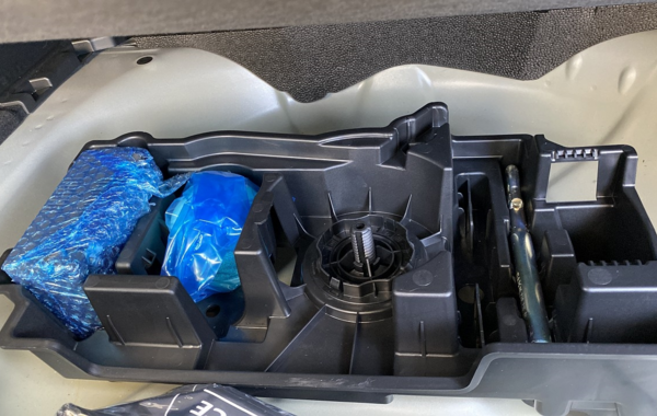 citroen-c4-1-5-bluehdi-130ch-s-s-plus-automatique - 860074713