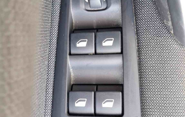 peugeot-308-1-2-puretech-110ch-s-s-allure - 863244713