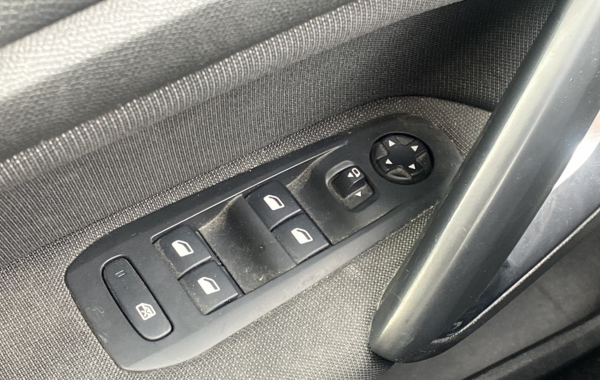 peugeot-308-1-5-bluehdi-130ch-s-s-active-business-eat8 - 863974713