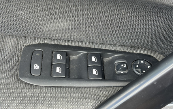 peugeot-308-1-5-bluehdi-130ch-s-s-allure - 866694713