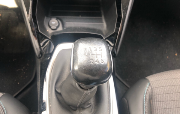 peugeot-2008-1-2-puretech-130ch-s-s-allure - 868444713