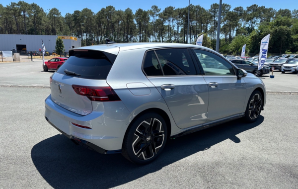 volkswagen-golf-viii-2-0-tdi-150ch-r-line-dsg7 - 869224713