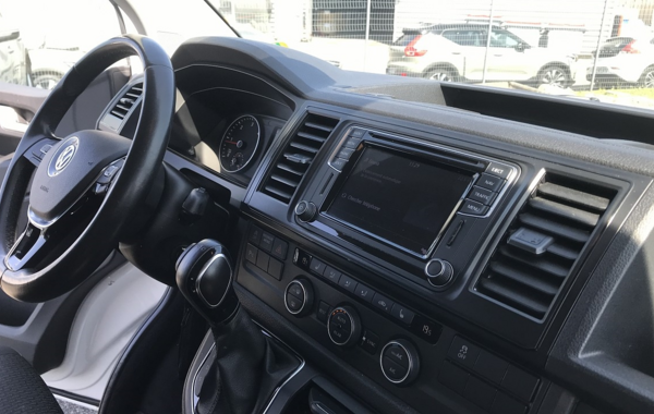 volkswagen-multivan-2-0-tdi-150ch-bluemotion-technology-trendline-4motion-dsg7 - 870174713