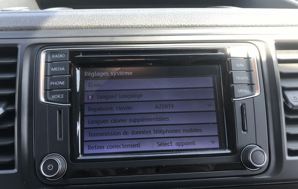 volkswagen-multivan-2-0-tdi-150ch-bluemotion-technology-trendline-4motion-dsg7 - 870174713