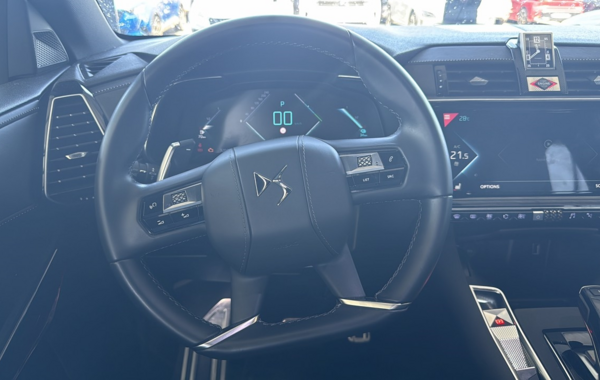 ds-ds-7-crossback-e-tense-225ch-louvre - 875504713