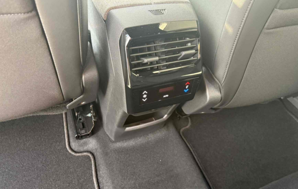 peugeot-5008-hybrid-145ch-allure-e-dcs6 - 875614713