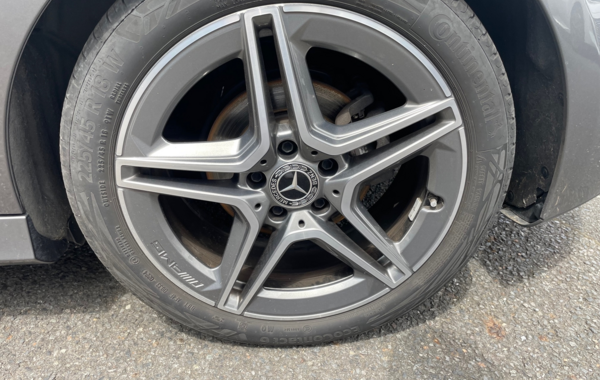 mercedes-classe-a-200-d-150ch-amg-line-8g-dct - 877034713