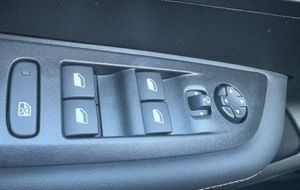 peugeot-208-e-208-136ch-e-style - 877074713