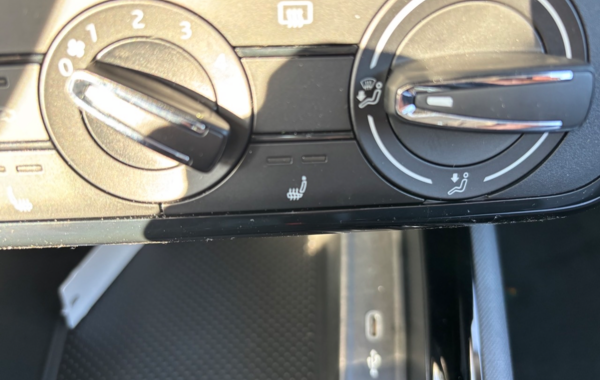 skoda-kamiq-1-0-tsi-evo-2-116ch-selection-dsg7 - 877164713