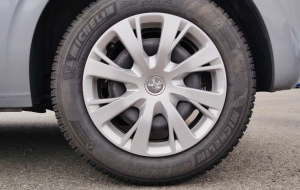 peugeot-208-affaire-1-2-puretech-82ch-s-s-premium-pack-euro6c - 878084713