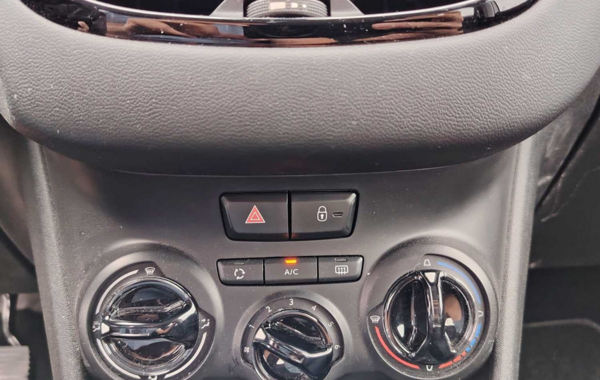 peugeot-208-affaire-1-2-puretech-82ch-s-s-premium-pack-euro6c - 878084713