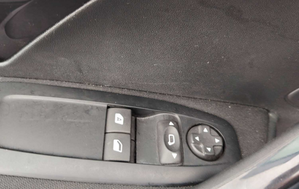peugeot-208-affaire-1-2-puretech-82ch-s-s-premium-pack-euro6c - 878084713