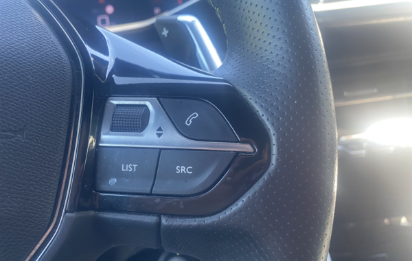 peugeot-208-1-2-puretech-130ch-s-s-gt-eat8 - 878234713