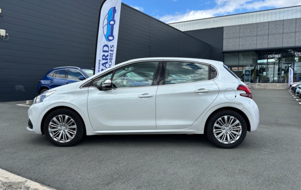 peugeot-208-1-2-puretech-110ch-allure-s-s-eat6-5cv-5p - 878354713