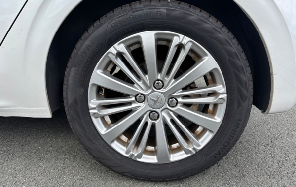 peugeot-208-1-2-puretech-110ch-allure-s-s-eat6-5cv-5p - 878354713
