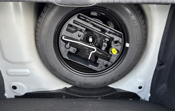 peugeot-208-1-2-puretech-110ch-allure-s-s-eat6-5cv-5p - 878354713