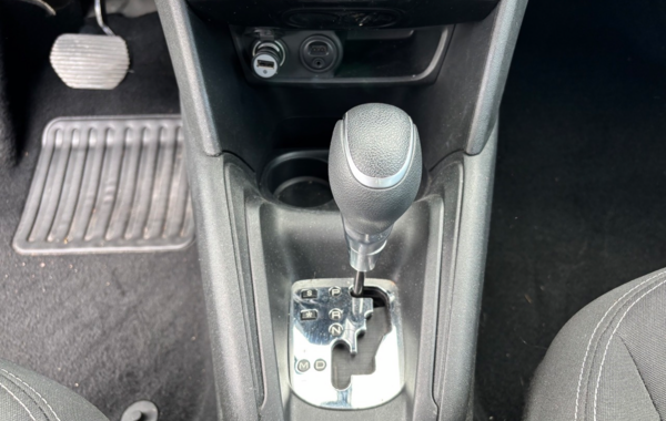 peugeot-208-1-2-puretech-110ch-allure-s-s-eat6-5cv-5p - 878354713