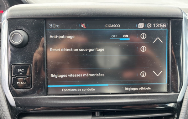 peugeot-208-1-2-puretech-110ch-allure-s-s-eat6-5cv-5p - 878354713