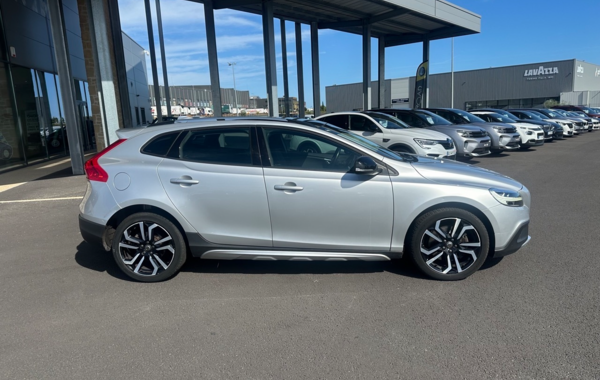 volvo-v40-cross-country-d3-adblue-150ch - 878544713