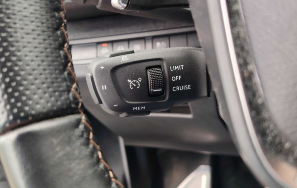 peugeot-3008-hybrid-225ch-gt-e-eat8 - 883564713