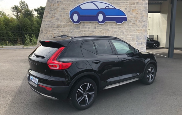 volvo-xc40-t2-129ch-r-design-geartronic-8 - 883634713