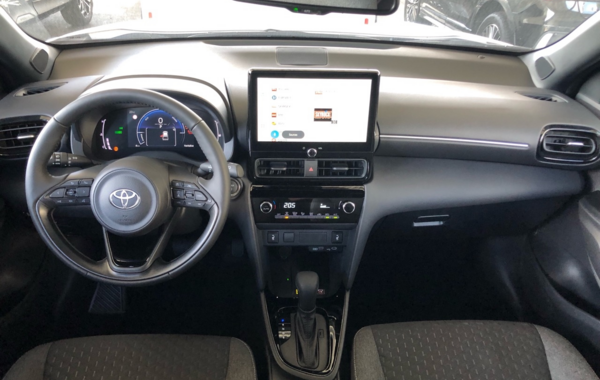 toyota-yaris-cross-130h-design-my25 - 883704713