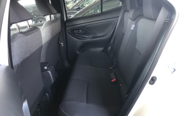 toyota-yaris-cross-130h-design-my25 - 883734713