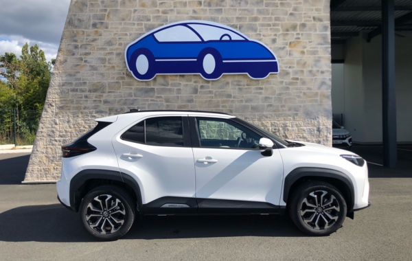 toyota-yaris-cross-130h-design-my25 - 883734713