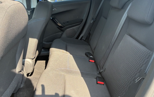 peugeot-208-1-5-bluehdi-100ch-e6-c-signature-bvm5-86g-5p - 884094713